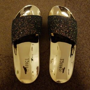 Fashion slides